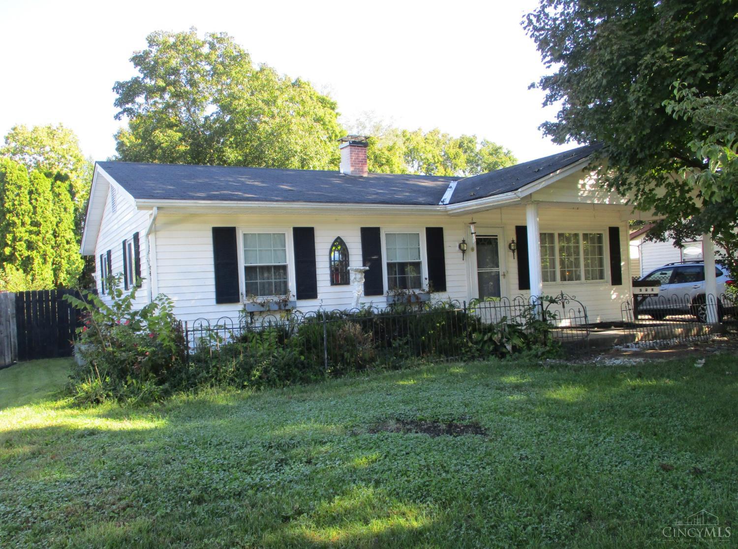 100 Cole Drive — photo