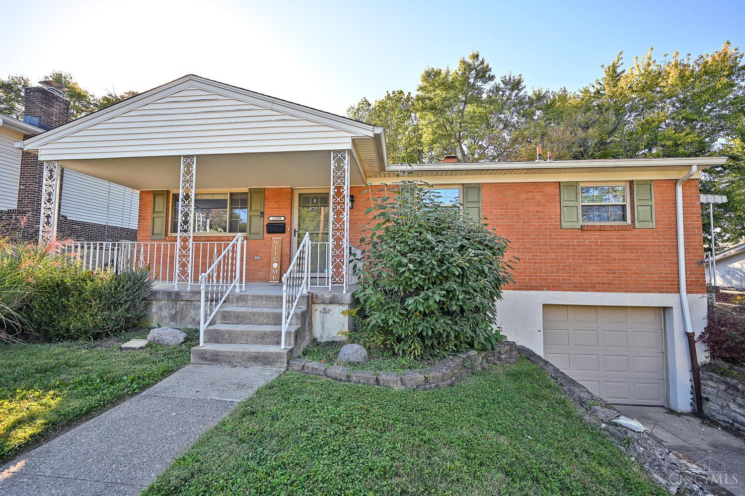 2359 Fairgreen Drive — photo