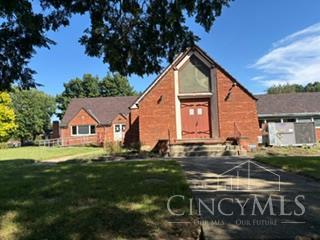 1608 Summit Road — photo