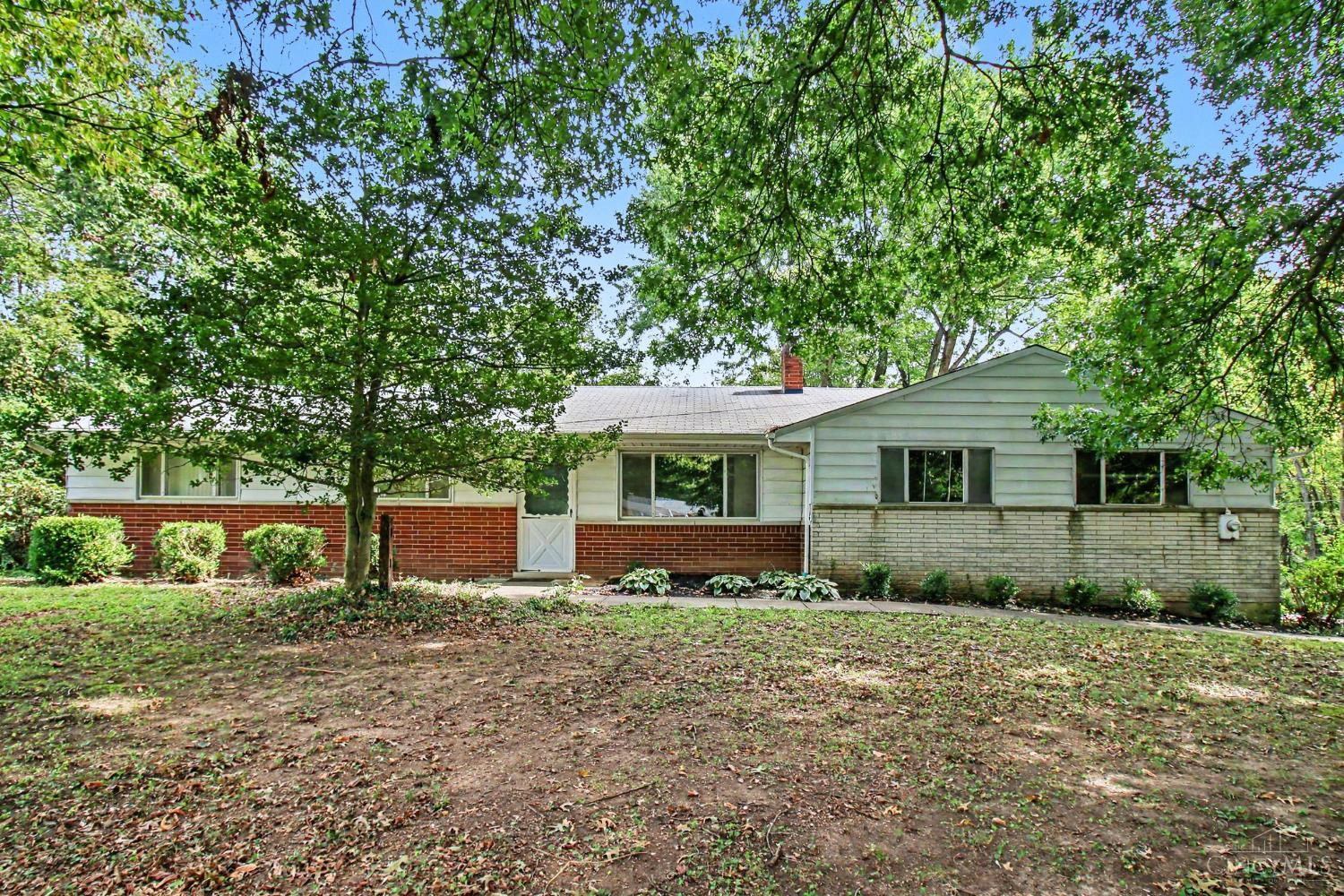 4295 Hutchinson Road — photo