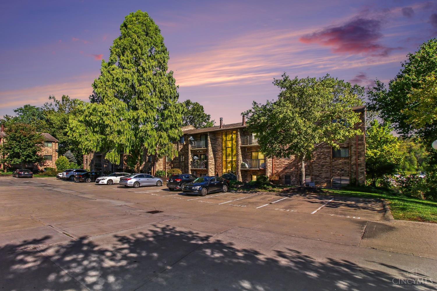 7210 Creekview Drive — photo