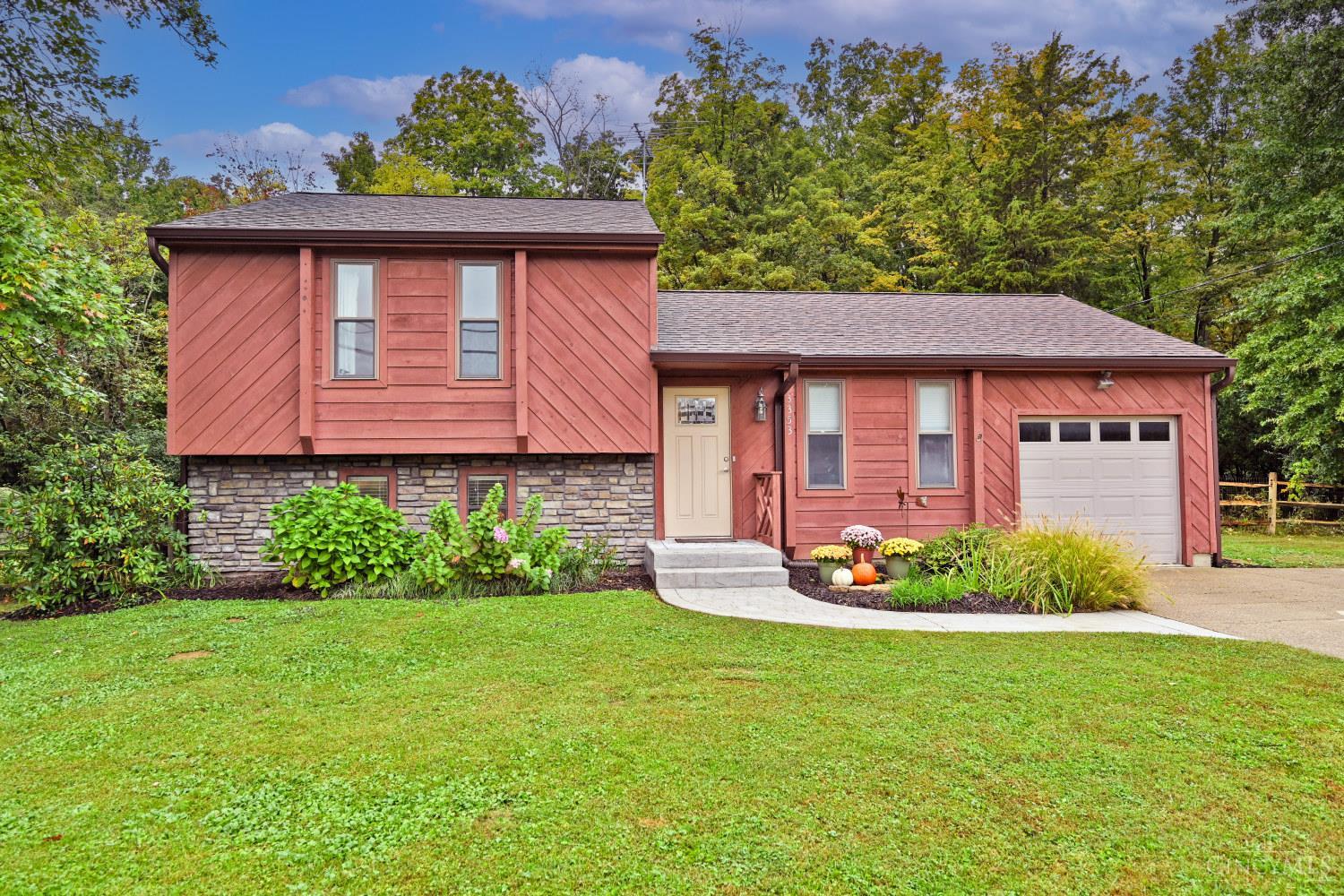 3353 Jenny Lind Road — photo