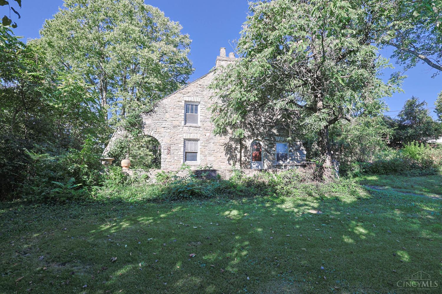 1125 W Seymour Avenue — photo