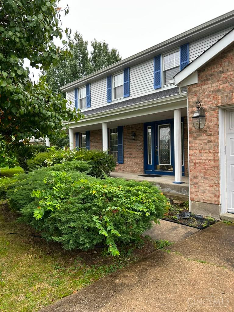 669 Hillgrove Court — photo