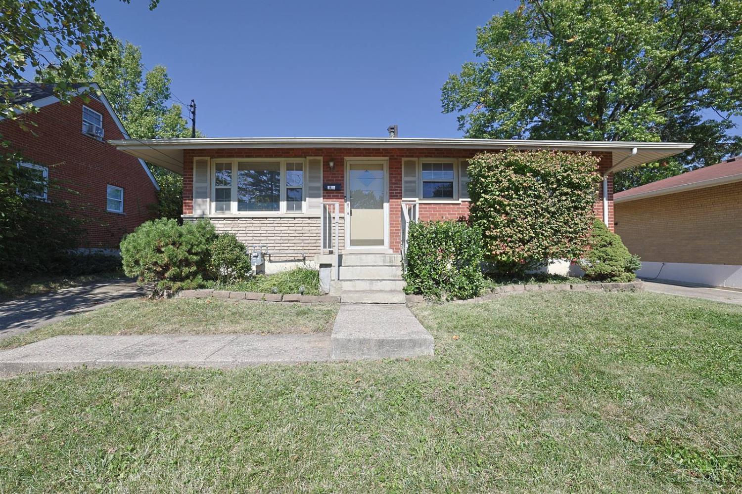 4290 Selby Court — photo
