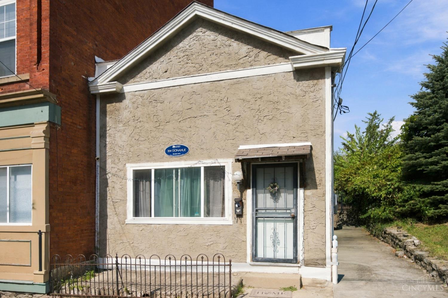 234 Donahue Street — photo