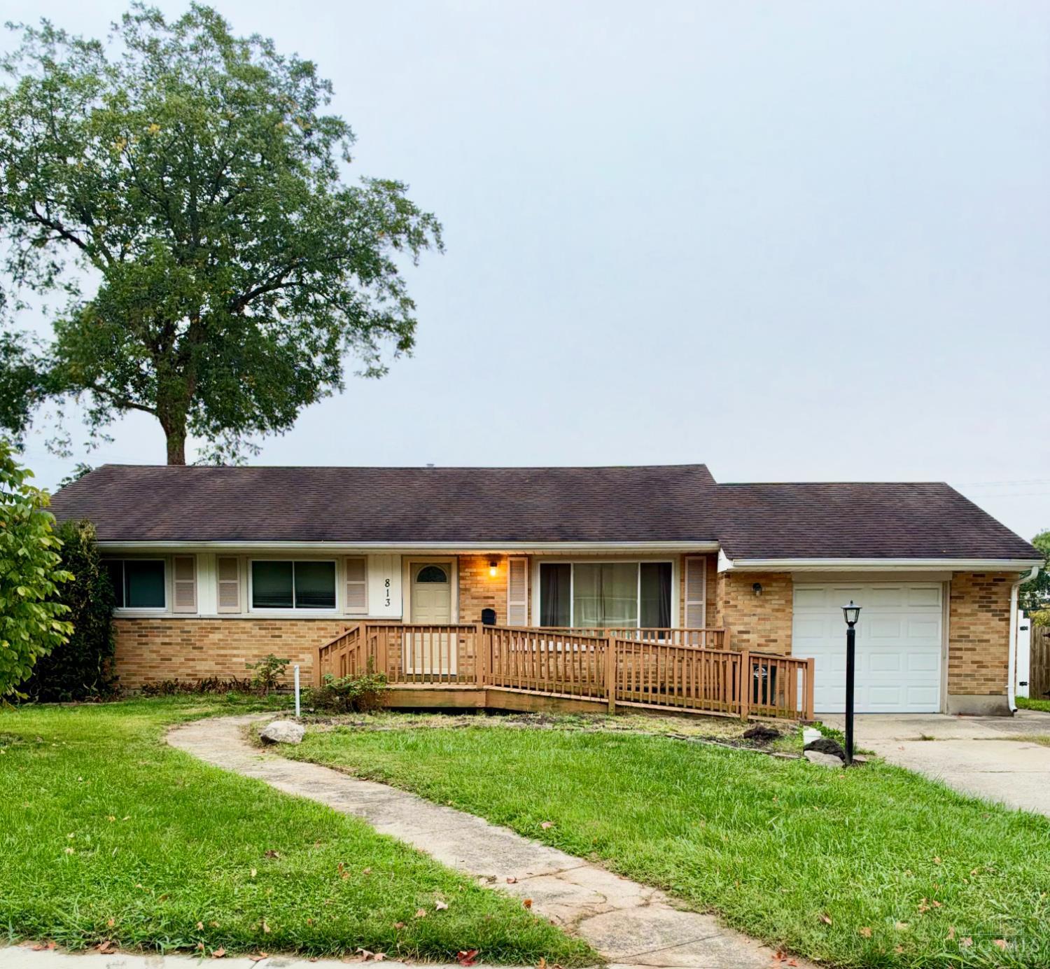 813 Sanders Drive — photo