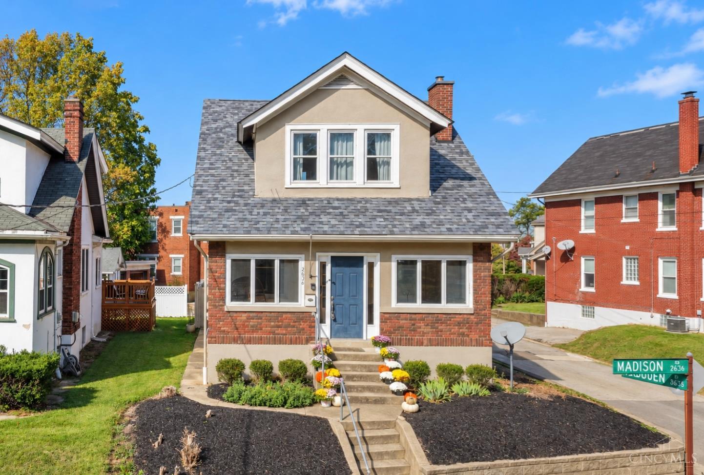 2636 Madison Road — photo