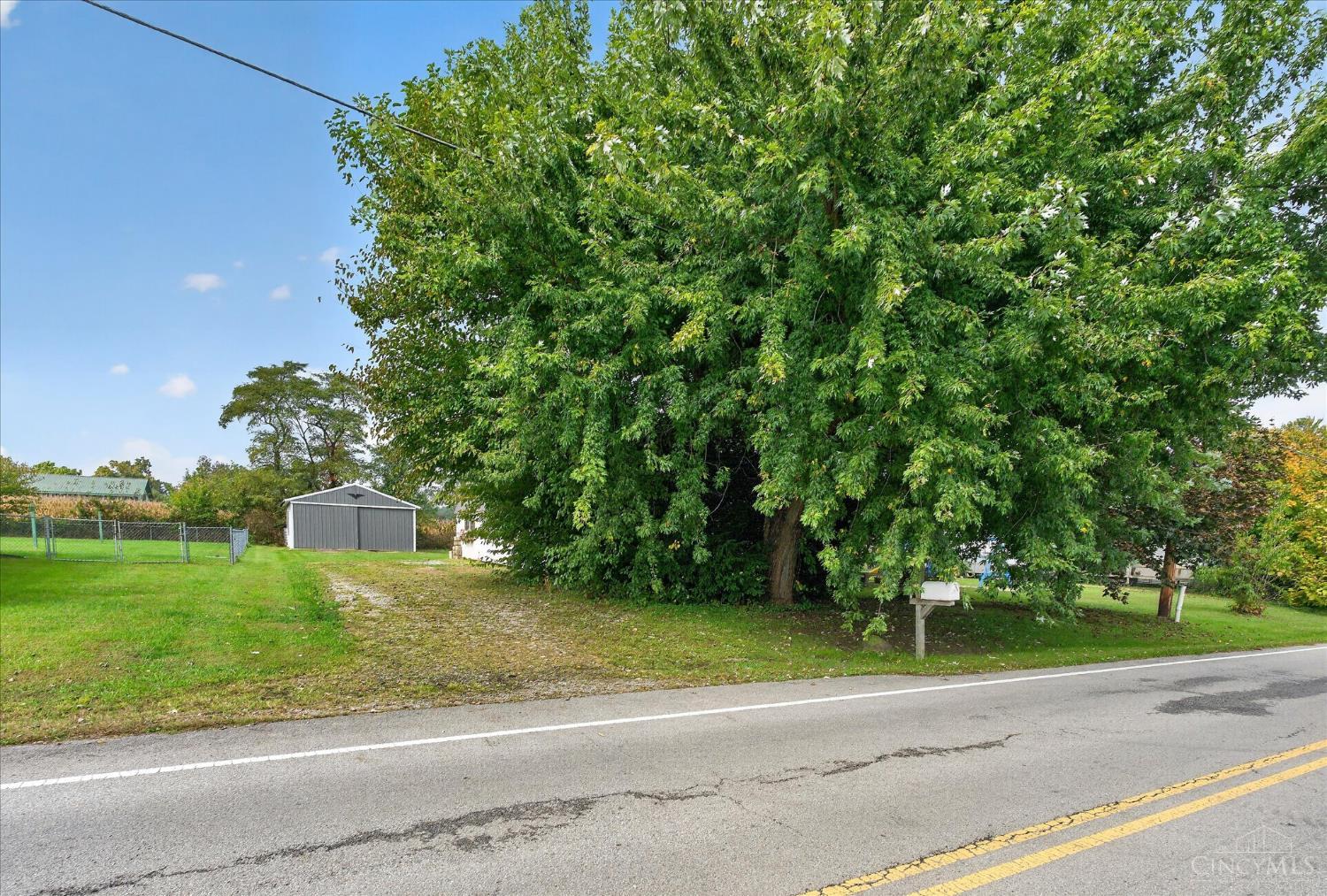 2132 Tri County Road — photo