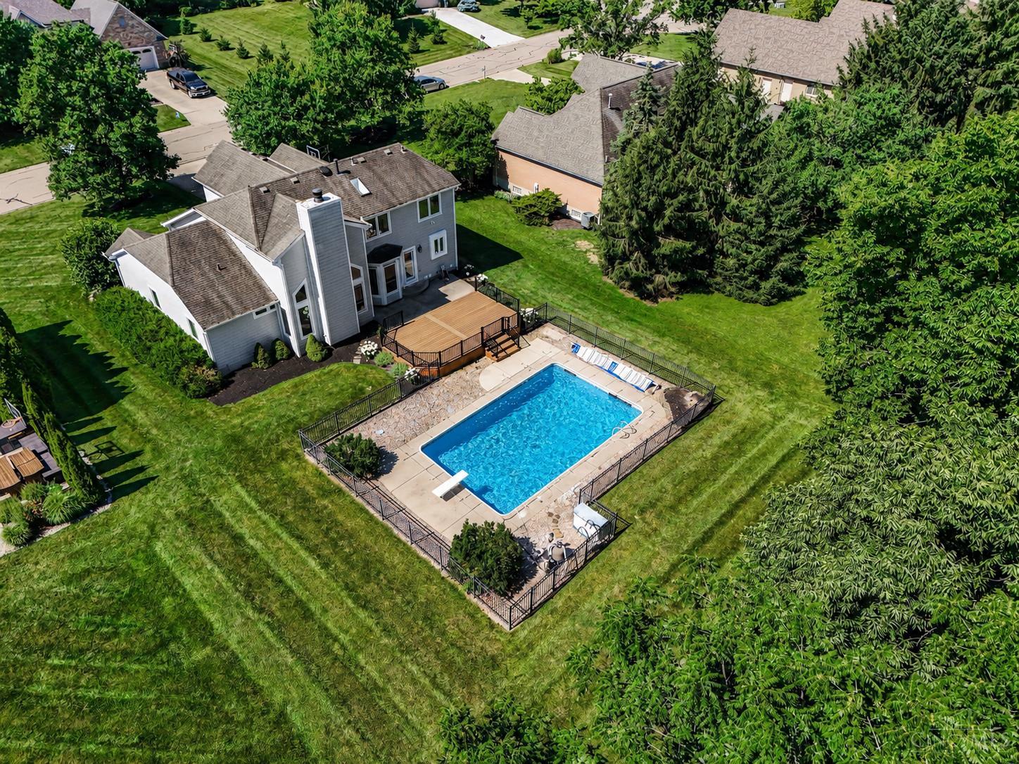 3416 Surrey Lane — photo