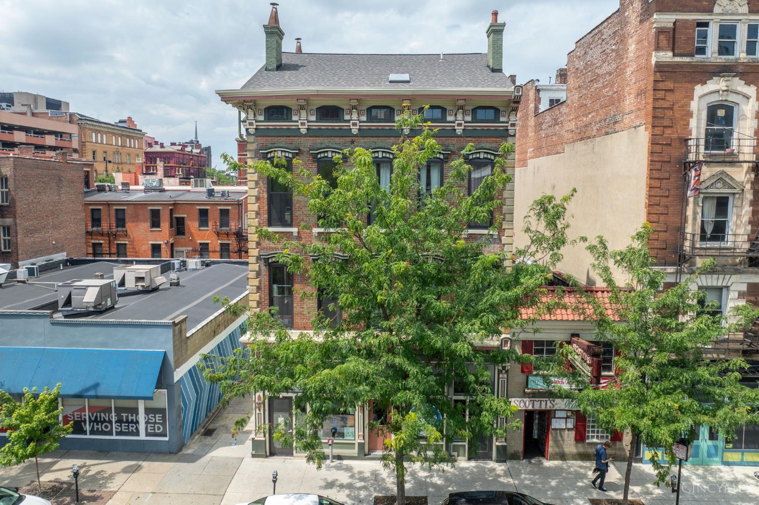 915 Vine Street — photo