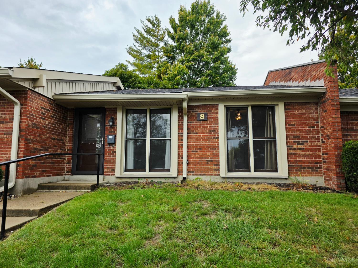 6135 Fairfield Road — photo