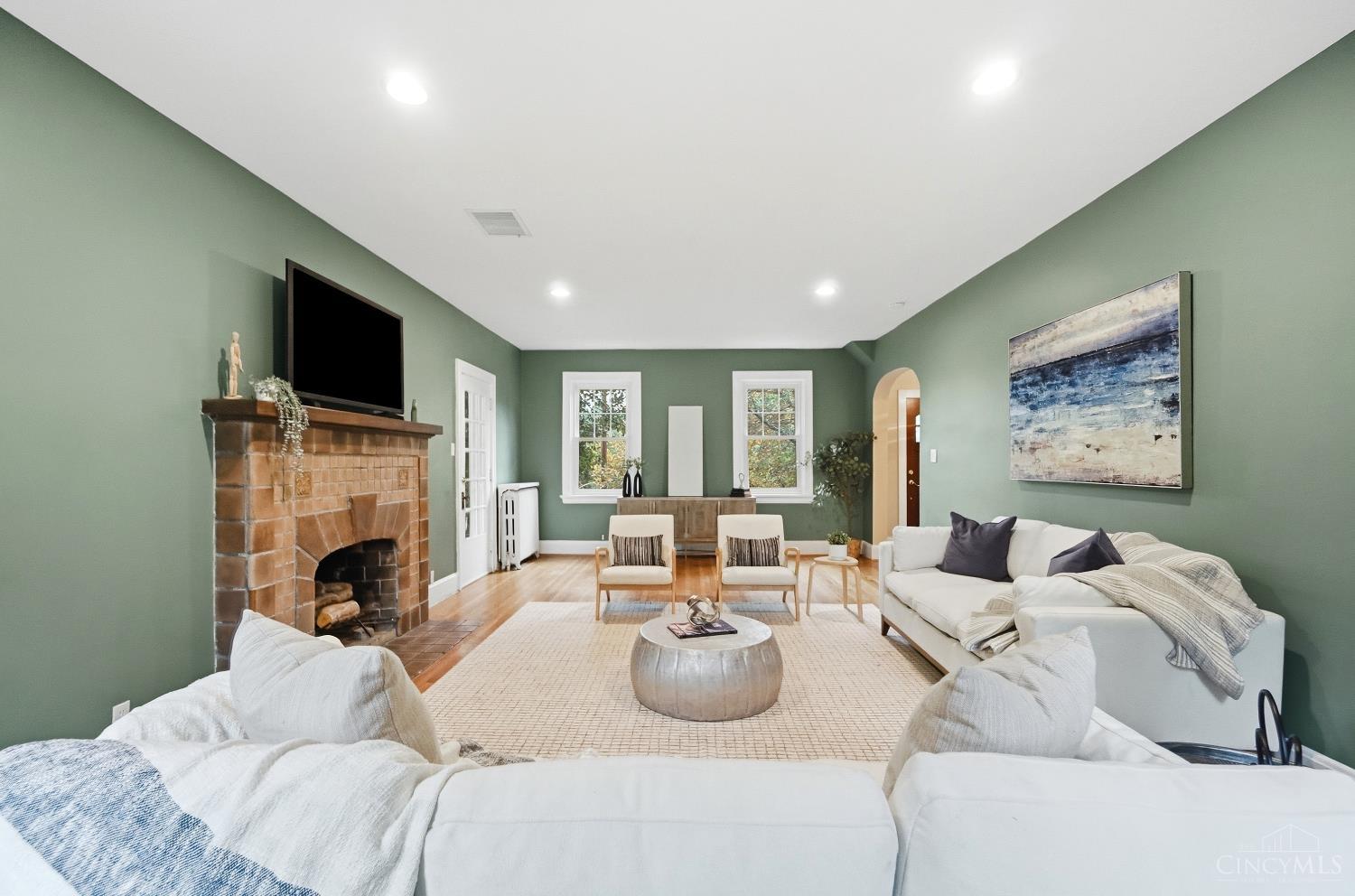6105 Robison Road, Cincinnati, OH 45213 — photo 2