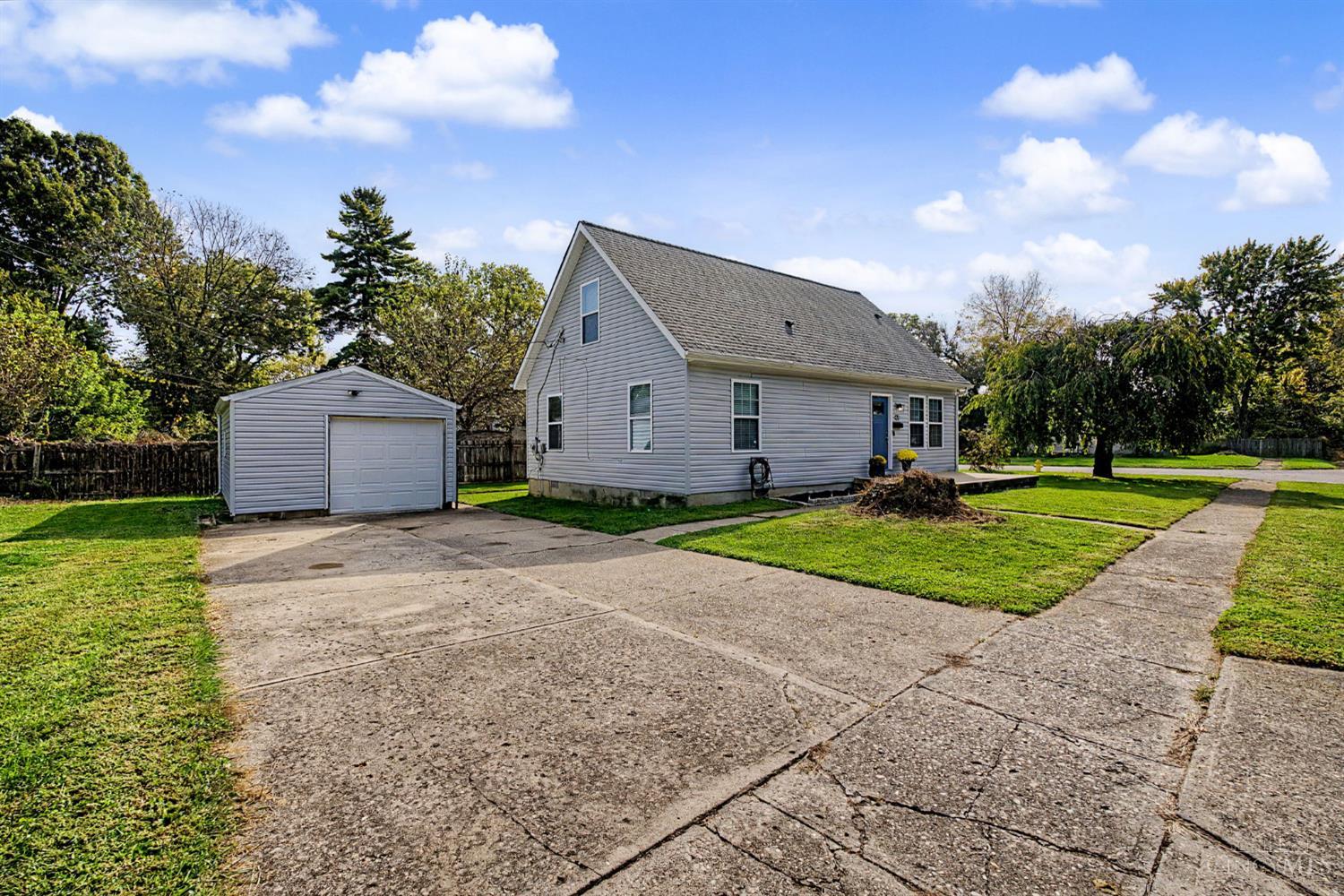 82 Cherokee Drive — photo