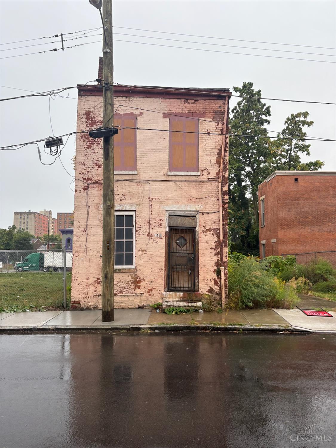 845 Charlotte Street — photo