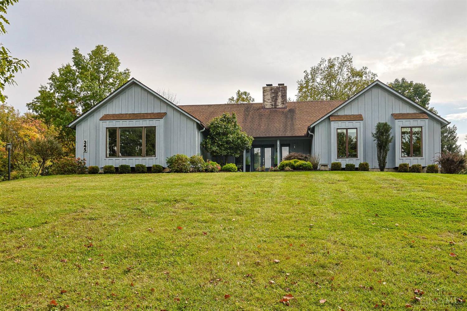 345 Shoshone Court — photo