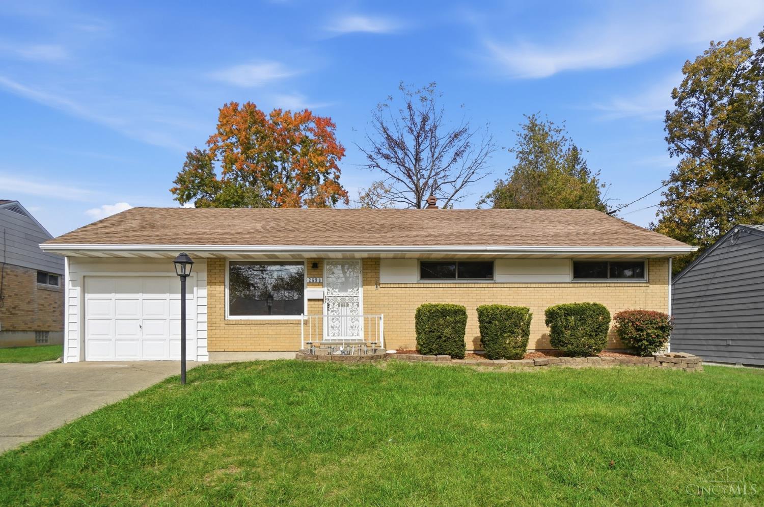 2690 Royal Glen Drive — photo