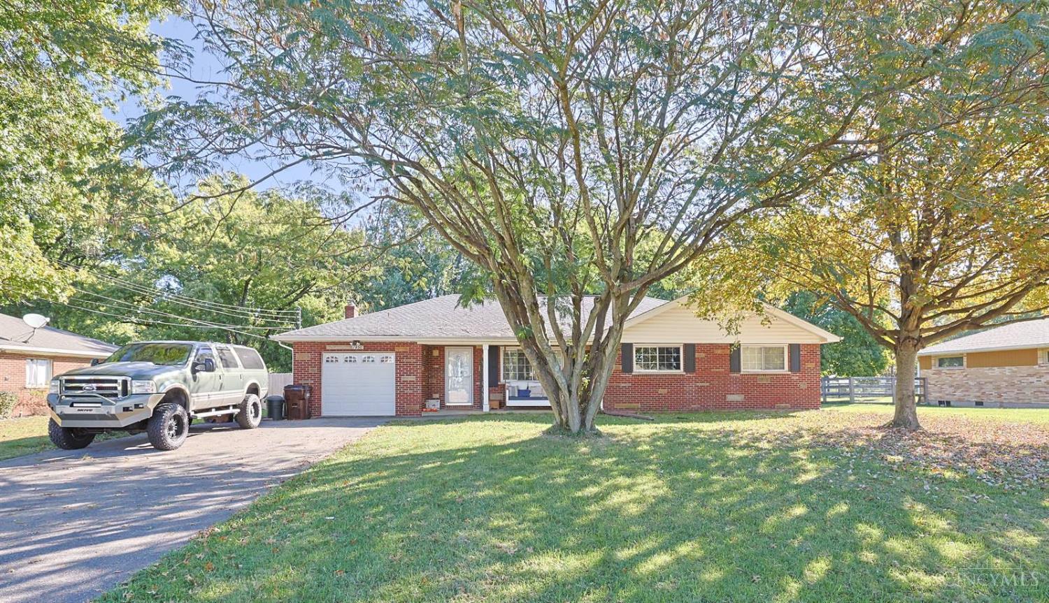 7498 Fruitwood Drive — photo