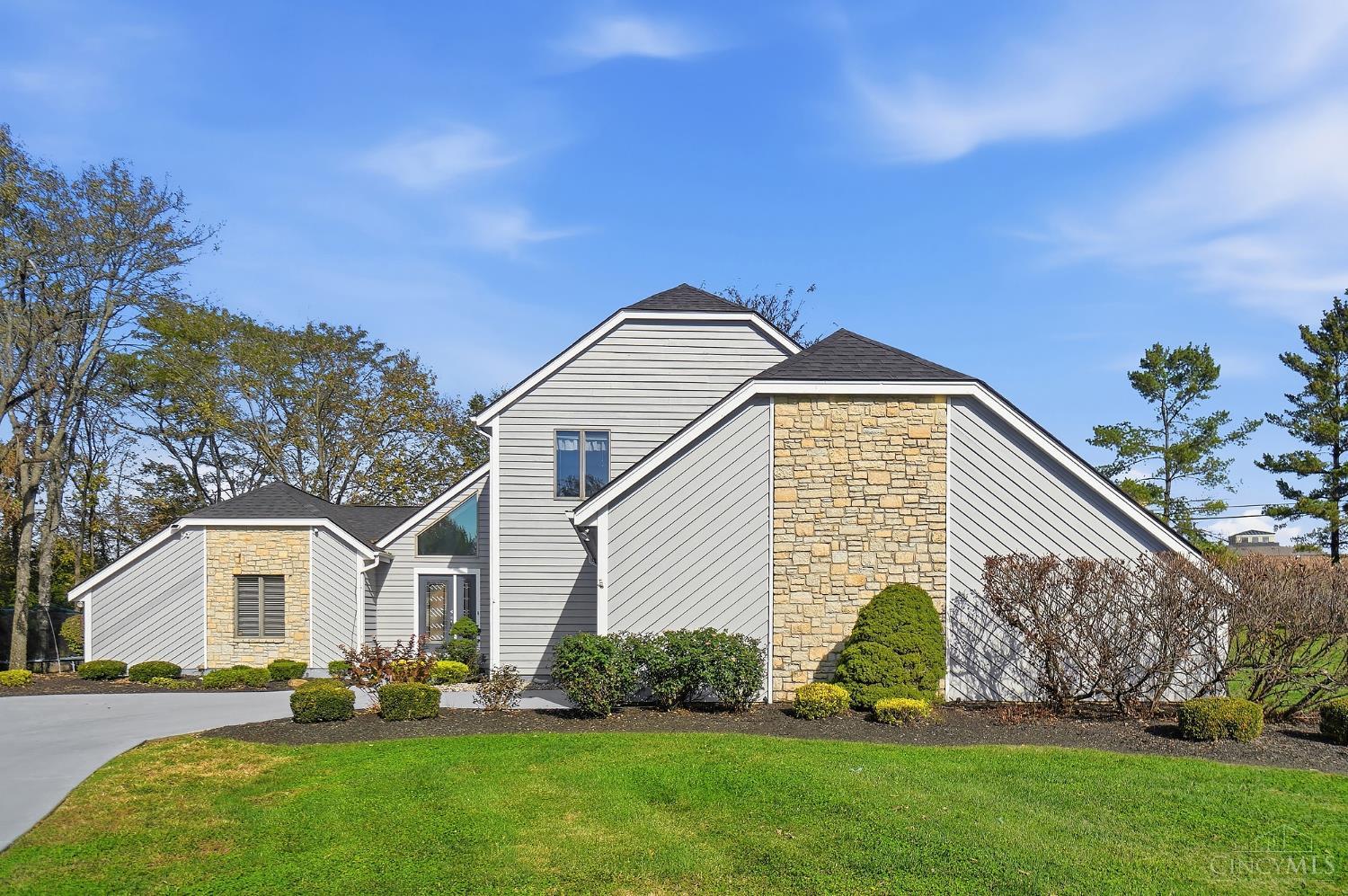 7229 W Hartford Court — photo
