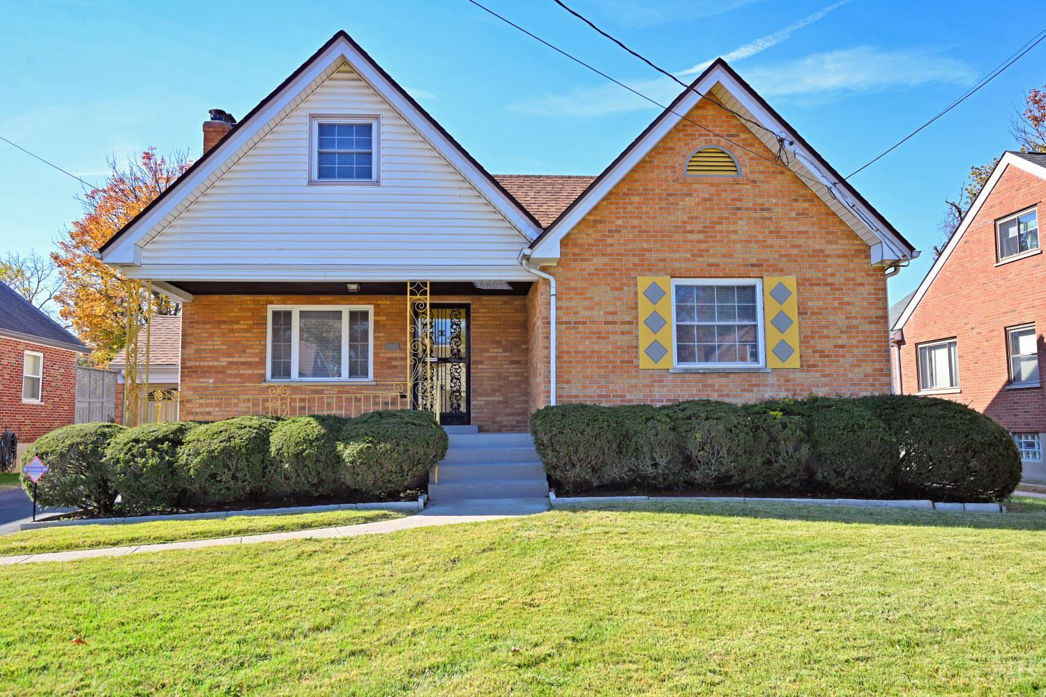 6605 Elwynne Drive — photo