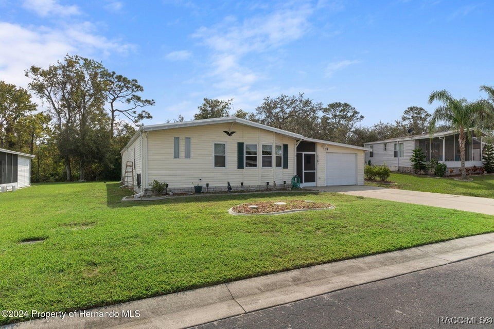 5181 Forest Glenn Drive — photo