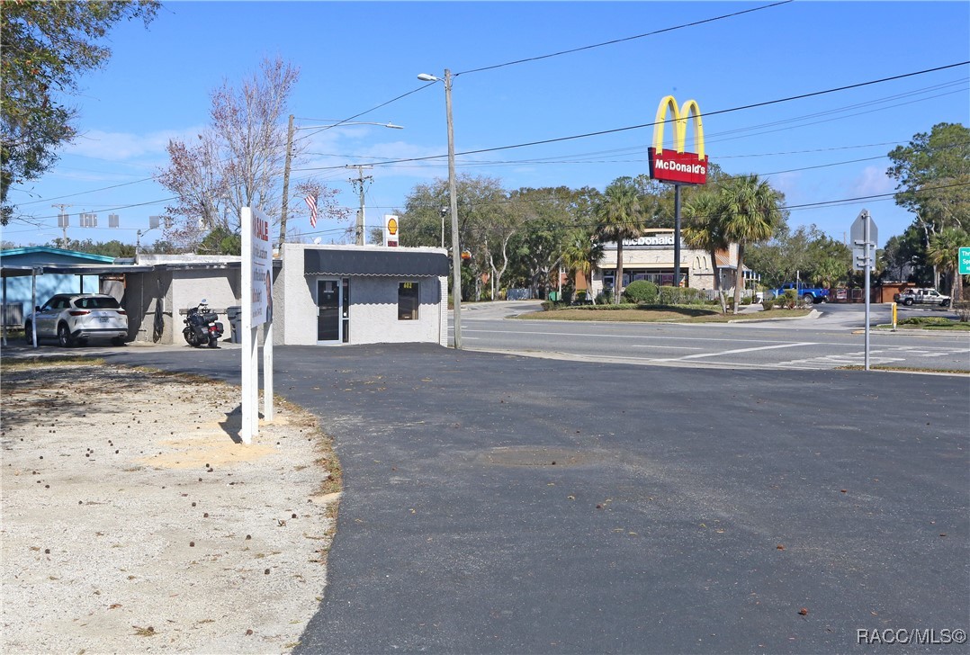 602 NE US Highway 19 — photo