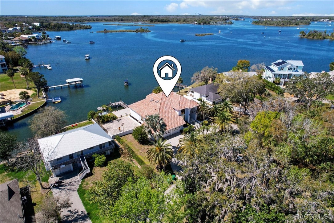 1128 N Circle Drive — photo