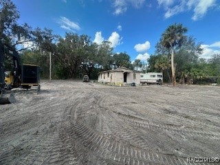 12265 N G W Carver Road — photo