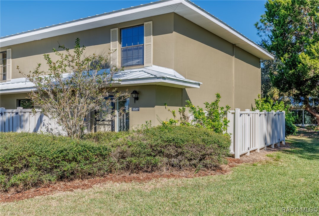 11537 W Bayshore Drive — photo
