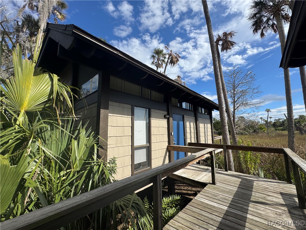 2649 N Seabreeze Point S — photo