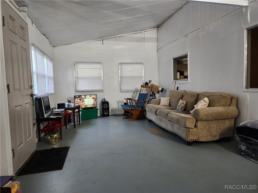 3245 E Wagon Trail, Hernando, FL 34442 — photo 2