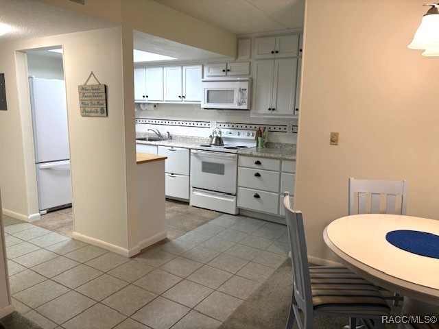 2400 Forest Drive 106 — photo