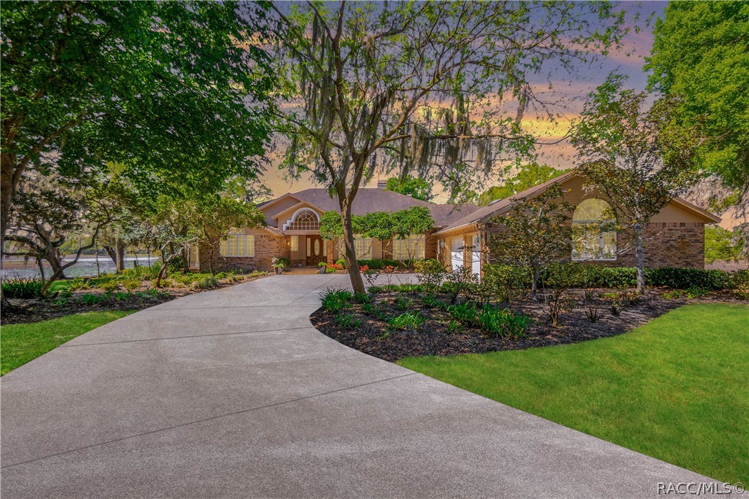 8950 E Eden Walk Court — photo