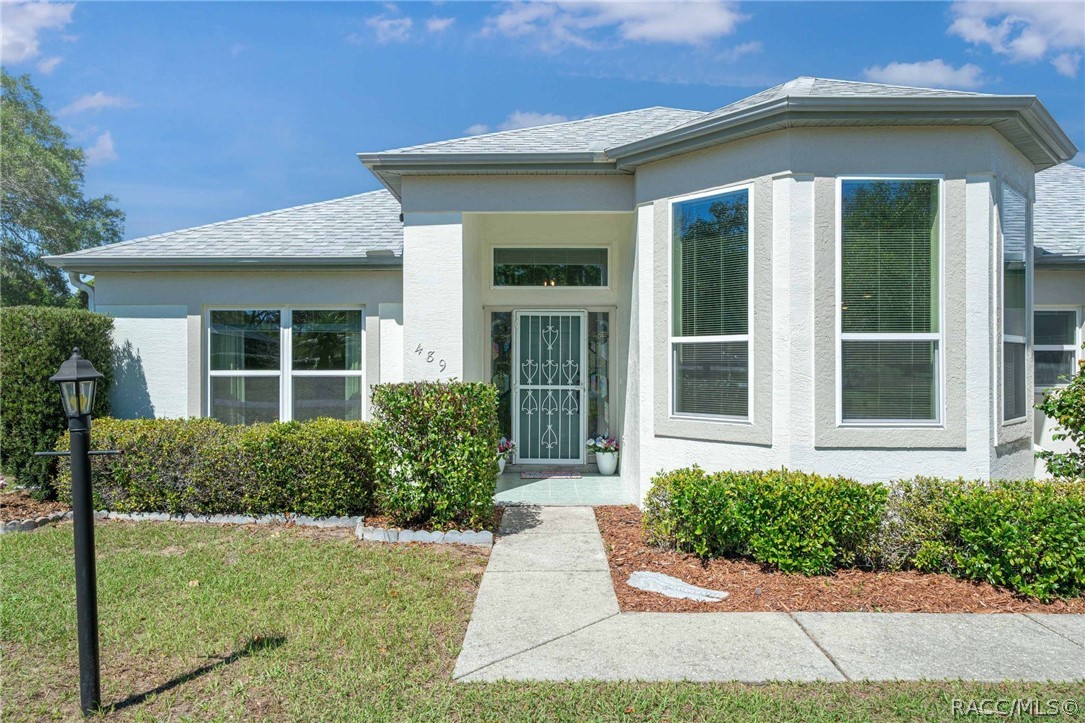 489 E Falconry Court — photo