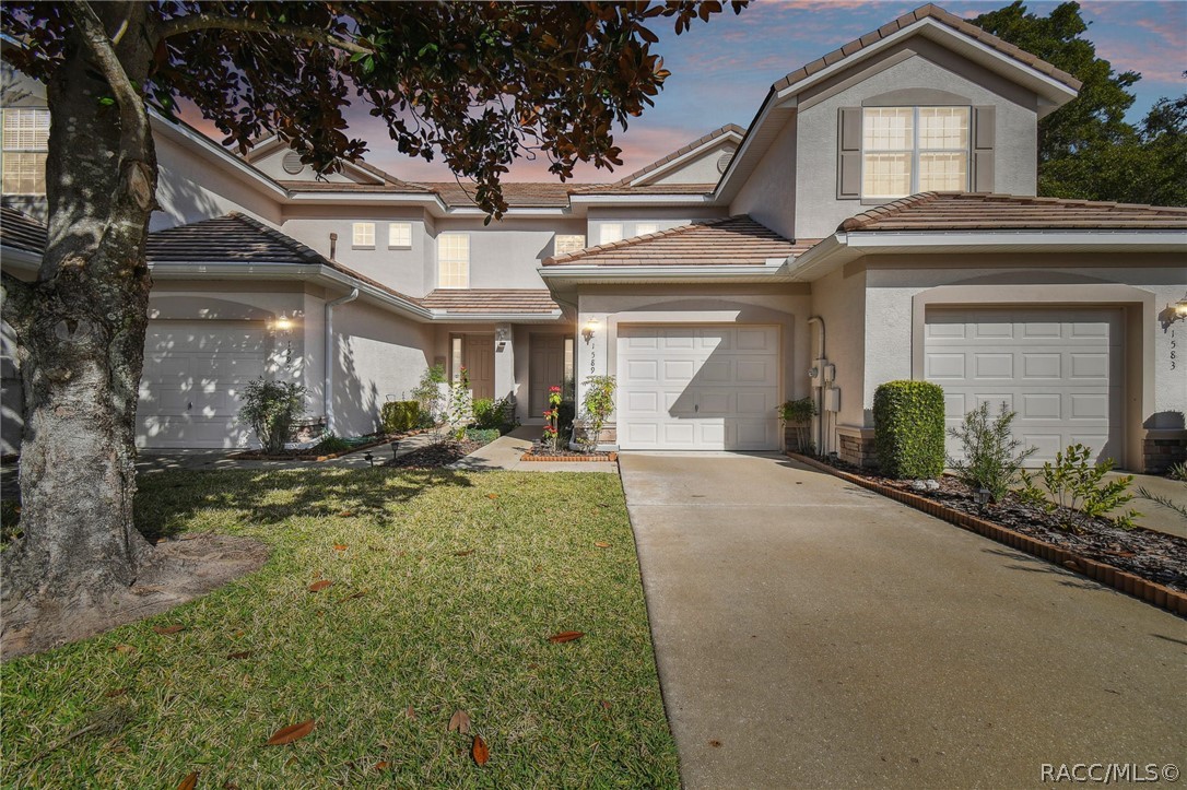 1589 W Sweet Oaks Court — photo