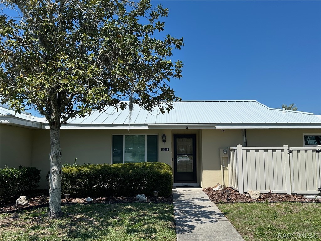 11223 W Bayshore Drive — photo