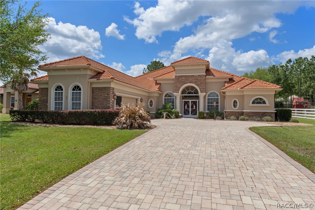 291 S Paladinn Circle — photo