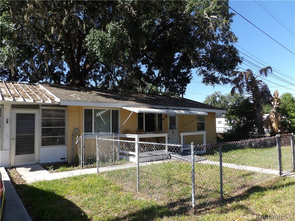 507 Lake Street — photo