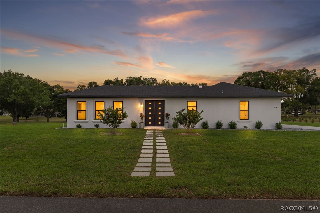 494 E Charleston Court — photo