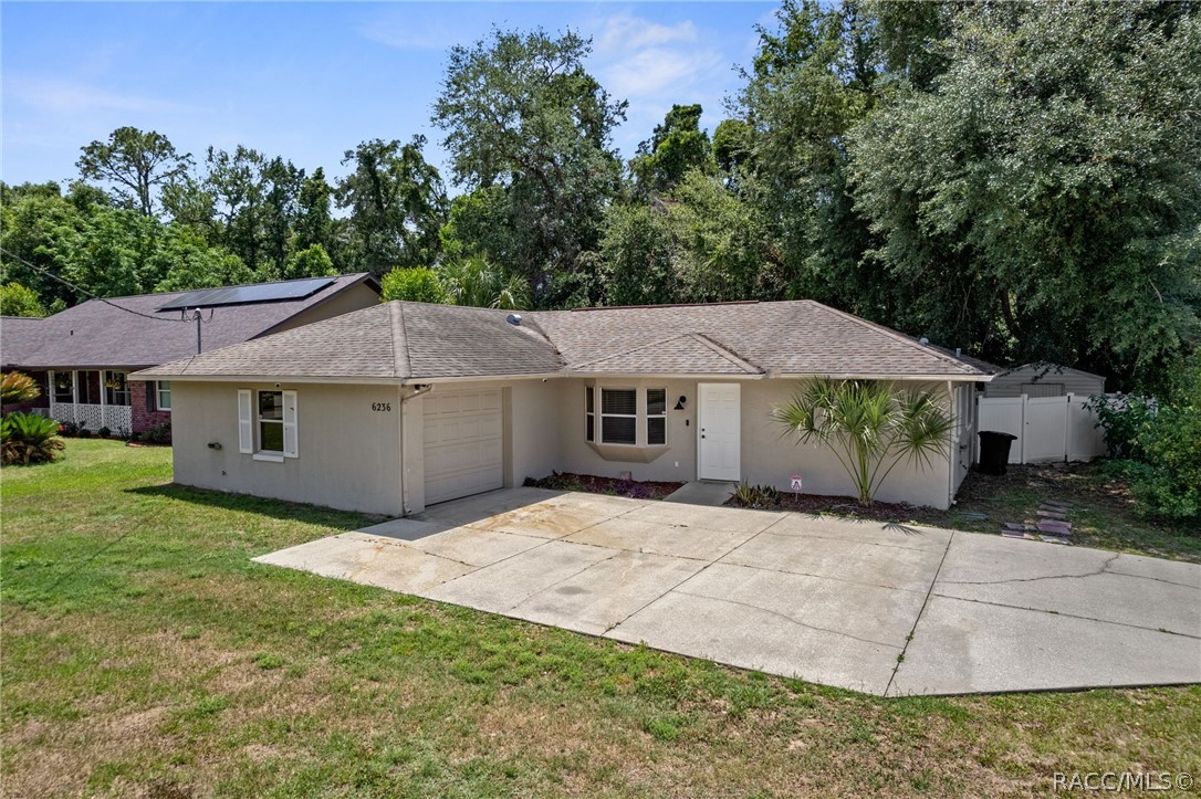 6236 W Pinedale Circle — photo