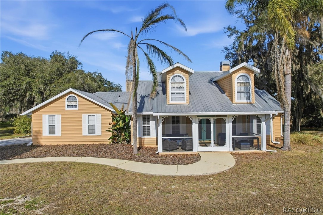 8921 E Sweetwater Drive — photo