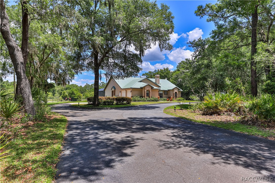 5215 N Honeycreek Terrace — photo