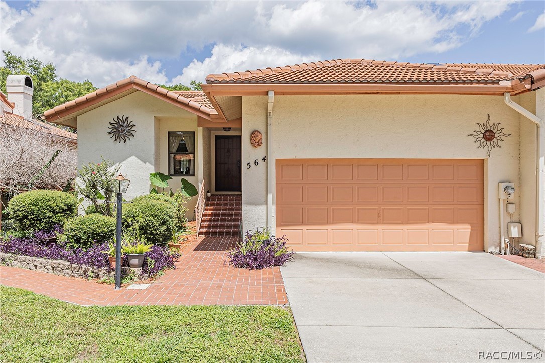 564 San Remo Circle — photo