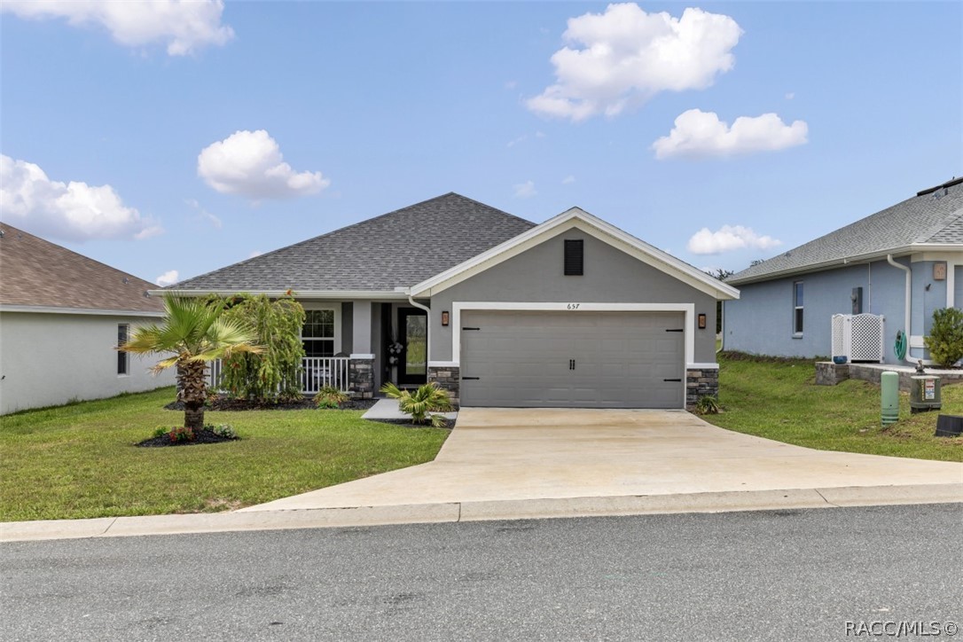 657 W Twisted Oaks Drive — photo