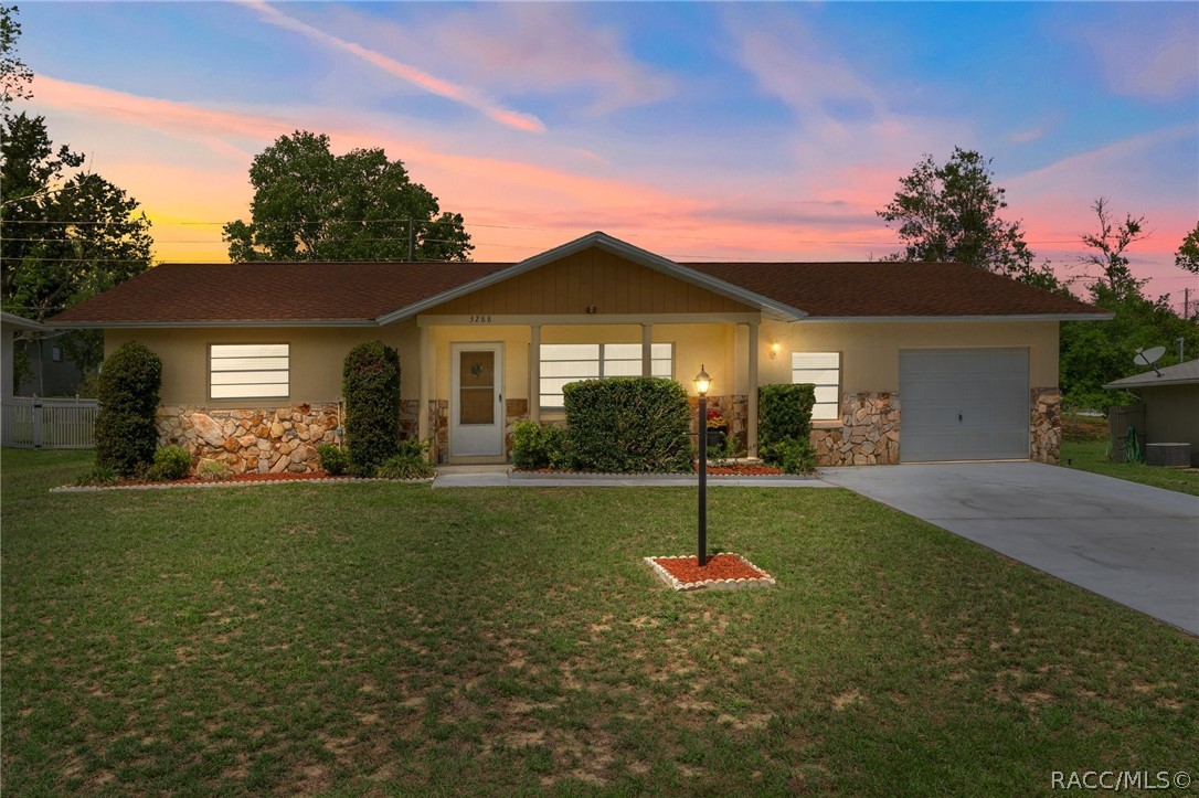 3288 N Maidencane Drive — photo