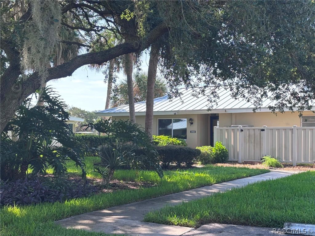11402 W Bayshore Drive — photo