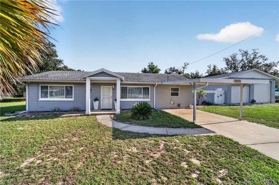 20303 SW Rainbow Lakes Boulevard — photo