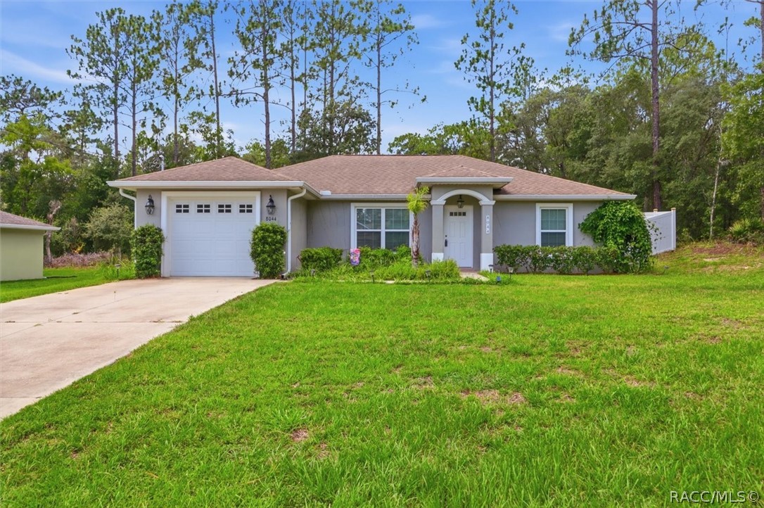 8044 N Creek Way — photo