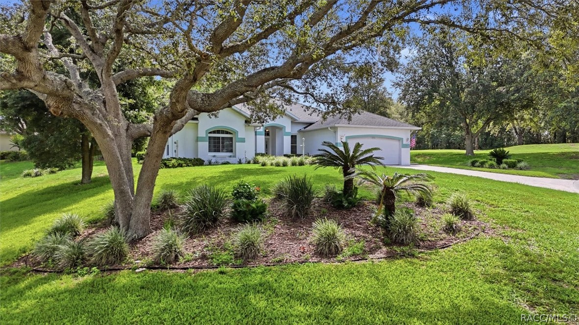 349 W Crestmont Court — photo