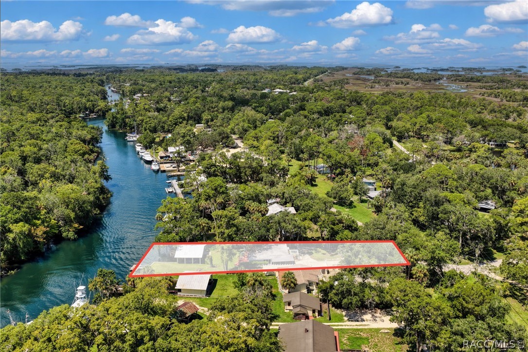 6509 Riverside Drive, Yankeetown, FL 34498